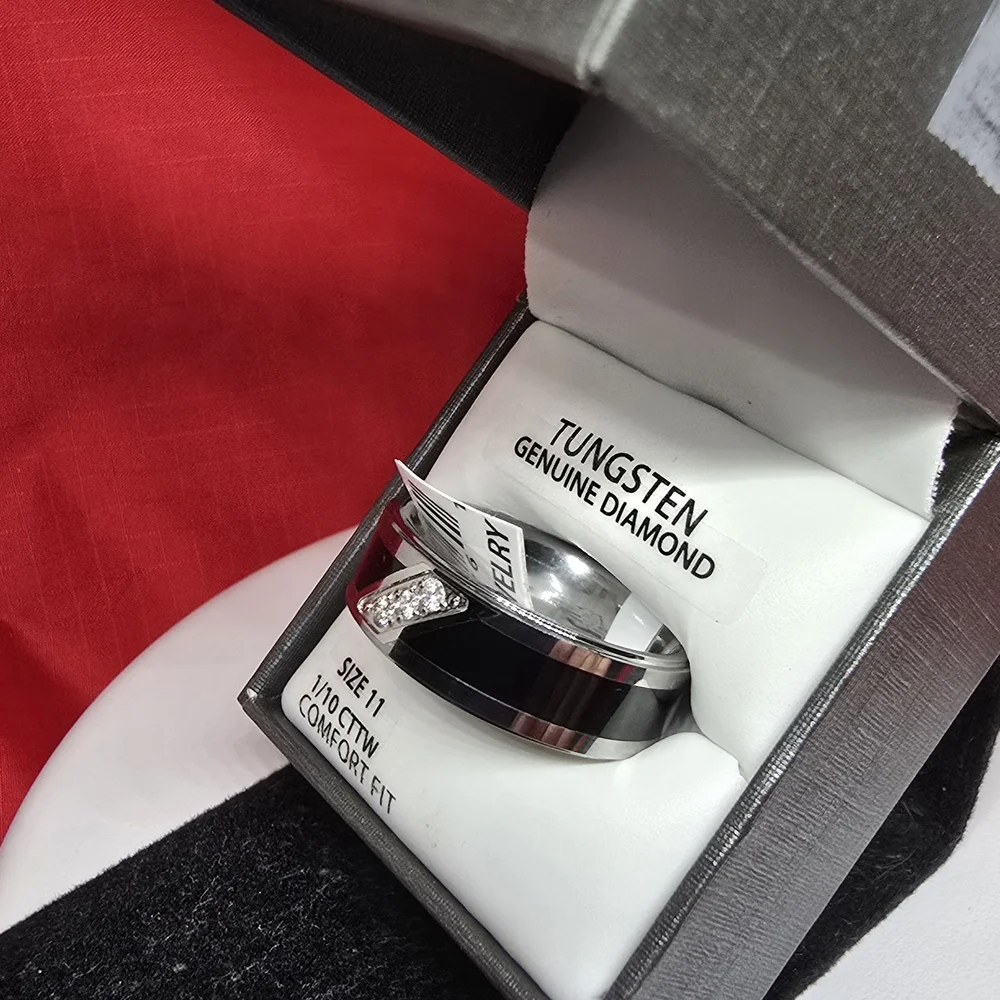 Tungsten Diamond Ring – Black & Silver Two‑Tone – Men’s Heavyweight Band – NWT